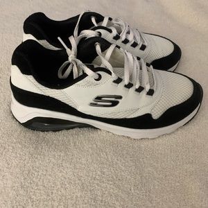 Sketchers Air Cooled Memory Foam